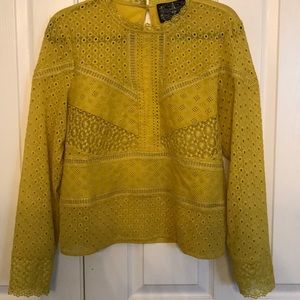 Beautiful gold blouse with amazing lace detail